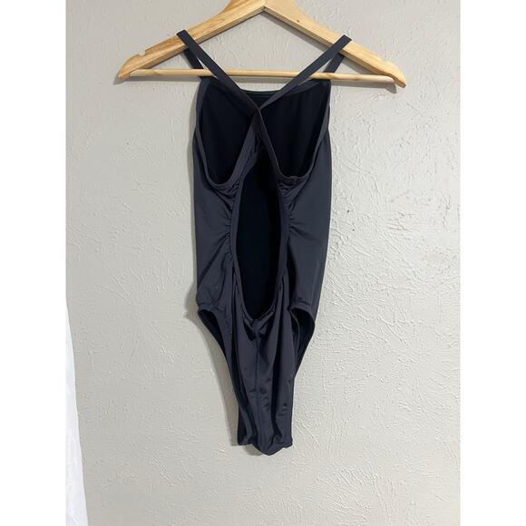 TYR One Piece Open Back Swim Suit Size 34 = Medium Size 8 - Picture 3 of 4